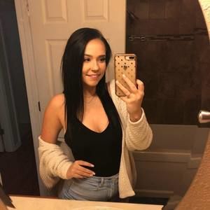 Meet your Posher, Maycee